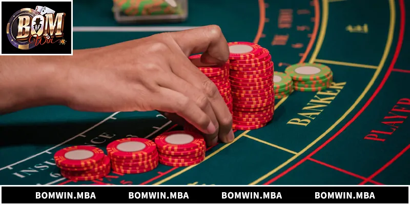 Baccarat – Luật Chơi, Cách Đặt Cược Và Kinh Nghiệm Thắng Baccarat là game casino dễ chơi, tỷ lệ thắng ổn định tại cổng game Bomwin